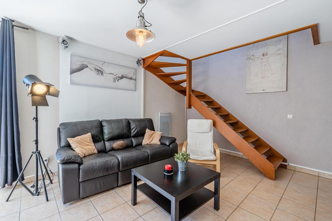 La Joliette; Duplex 2 Chambres, Parking Inclus+ Terrasse+ Ascenseur Marseille Bagian luar foto