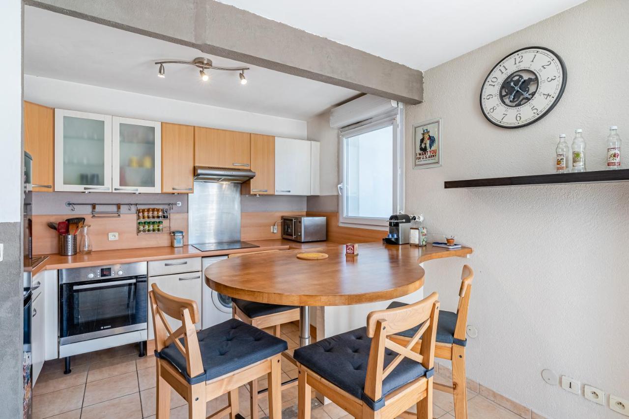 La Joliette; Duplex 2 Chambres, Parking Inclus+ Terrasse+ Ascenseur Marseille Bagian luar foto