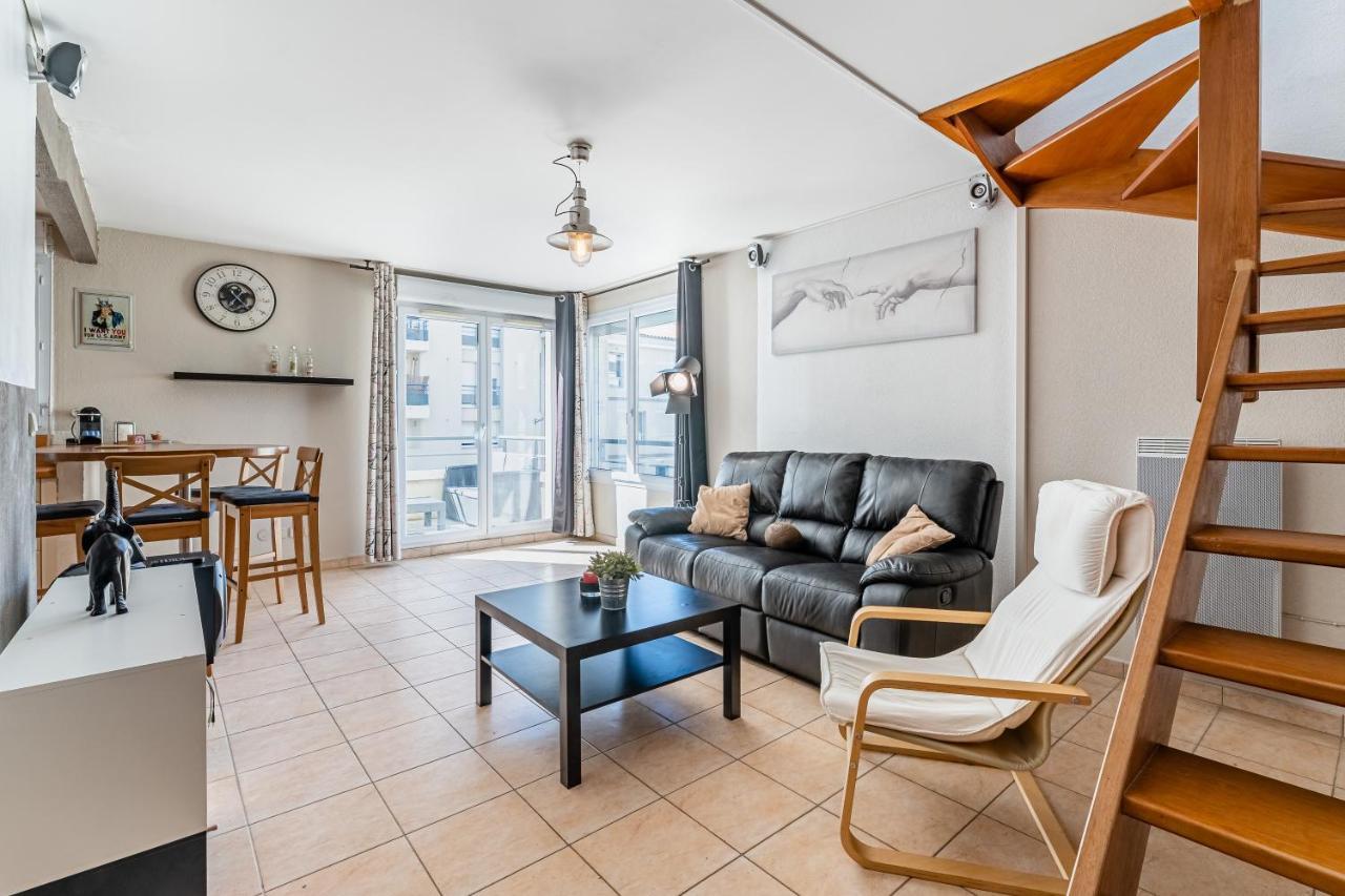 La Joliette; Duplex 2 Chambres, Parking Inclus+ Terrasse+ Ascenseur Marseille Bagian luar foto