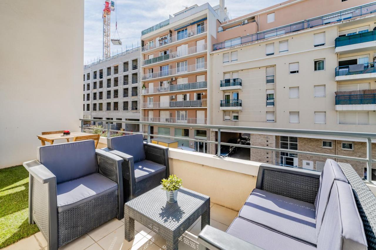 La Joliette; Duplex 2 Chambres, Parking Inclus+ Terrasse+ Ascenseur Marseille Bagian luar foto