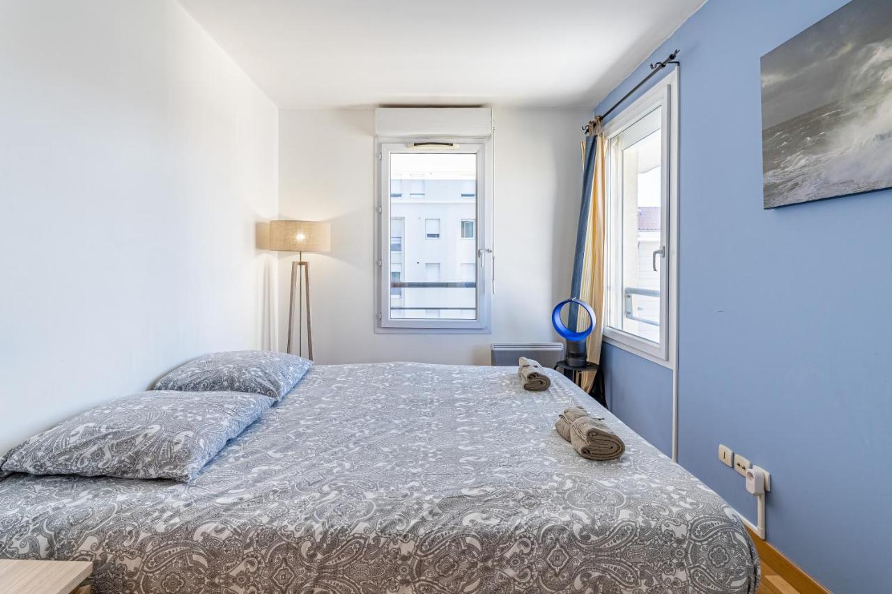 La Joliette; Duplex 2 Chambres, Parking Inclus+ Terrasse+ Ascenseur Marseille Bagian luar foto